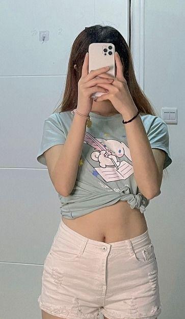 菲律宾网红试穿内衣,时尚与舒适度的完美融合